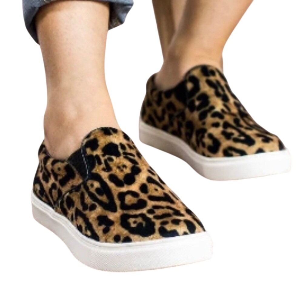 Steve Madden women's slip on leopard print sneakers size 8.5 M